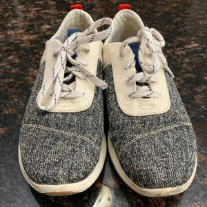 Toms sneakers, womens size 7